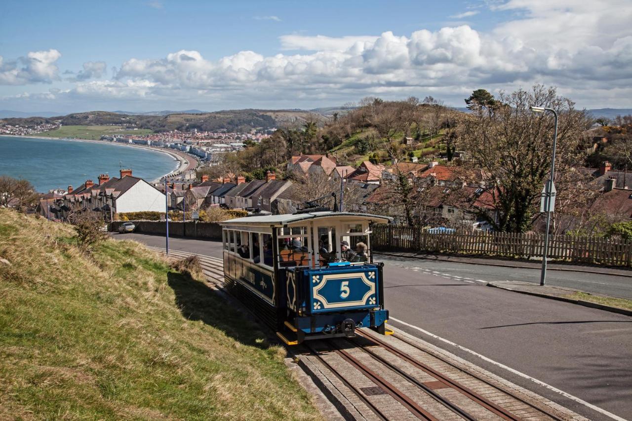 The Rosedene Hotel Llandudno Buitenkant foto